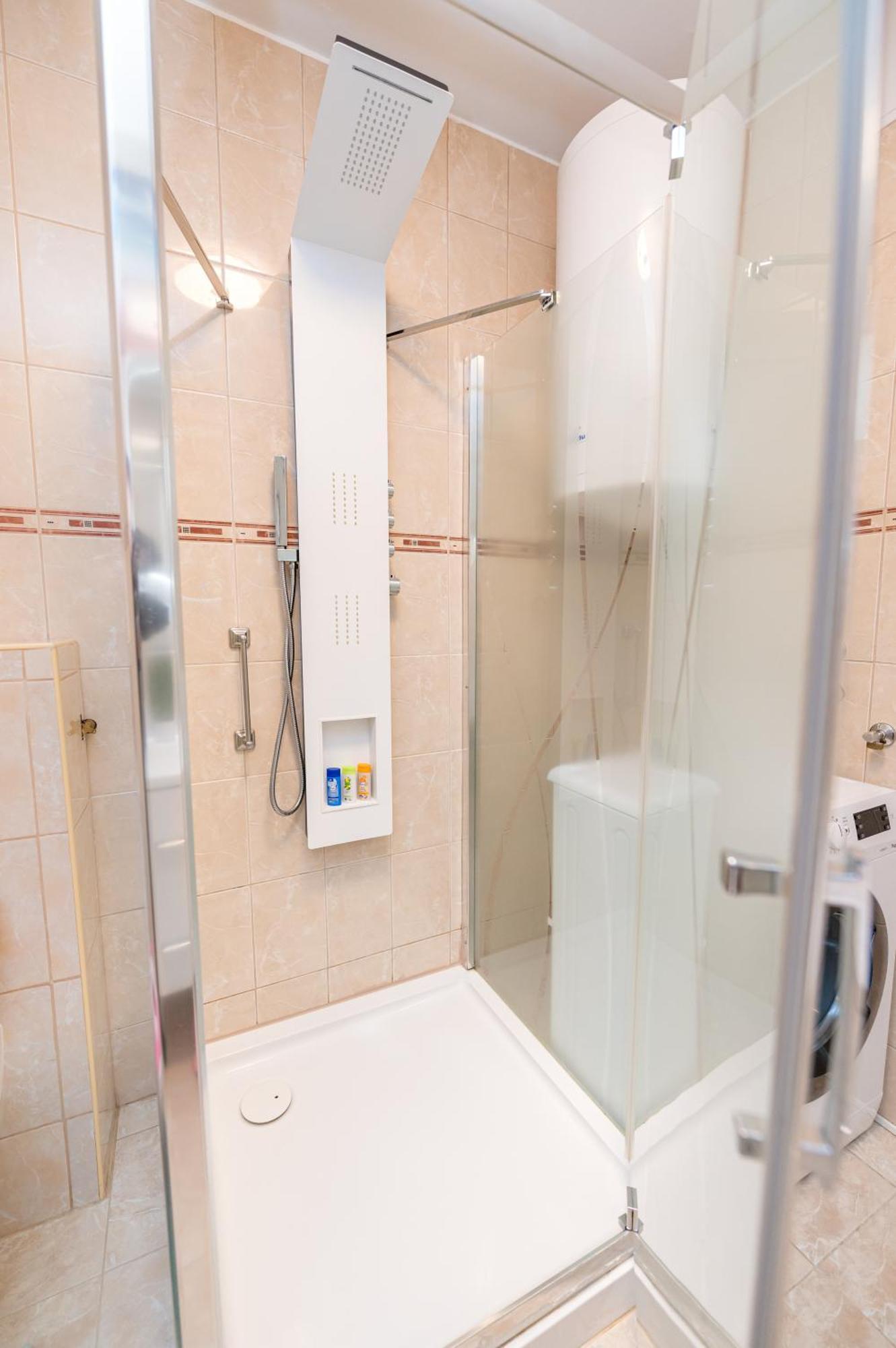 Eternity Apartmanhaz Keszthely Εξωτερικό φωτογραφία